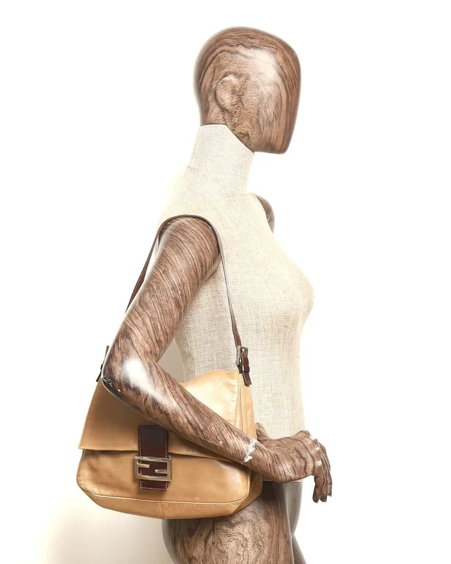 Fendi Leather Mamma Bag in Leather from A Retro Tale, photo 14 of 14
