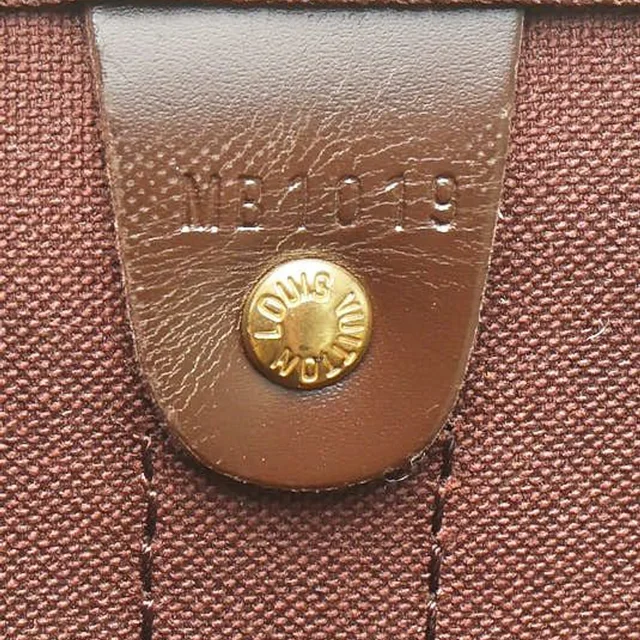 Louis Vuitton Damier Ebene Keepall Bandoulière 55 Weekend Bag in Brown Canvas from A Retro Tale, photo 10 of 11