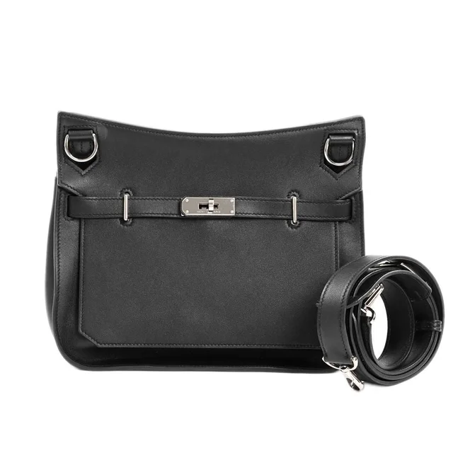 Hermès Shoulder Bag Jypsiere 28 in Swift leather from The Reluxe