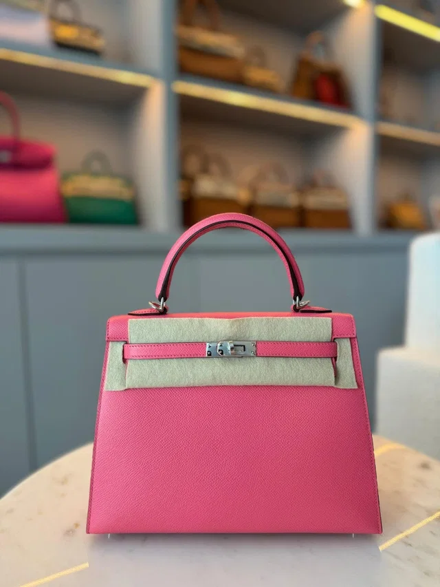 Hermès Kelly 'Sellier' 25 Rose Azelea Epsom in Pink Epsom leather from Luxury Promise