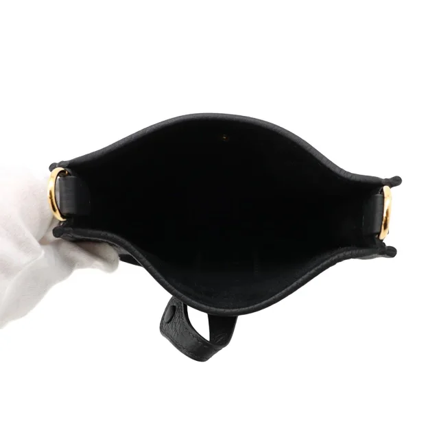Hermès Evelyne Long Black Taurillon Clemence Size TPM in Black Clemence leather from GALLERY RARE, photo 5 of 7