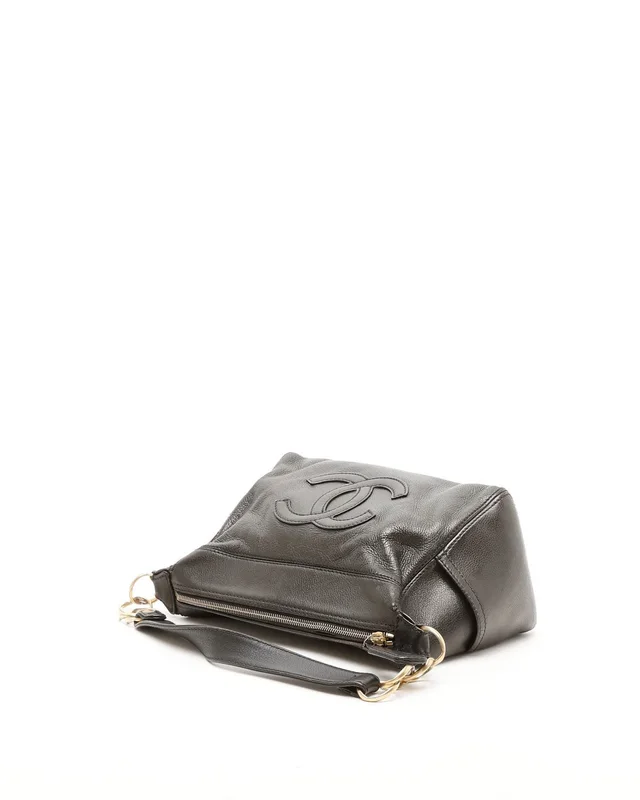 Chanel CC Hobo Bag in Caviar leather from A Retro Tale, photo 4 of 13