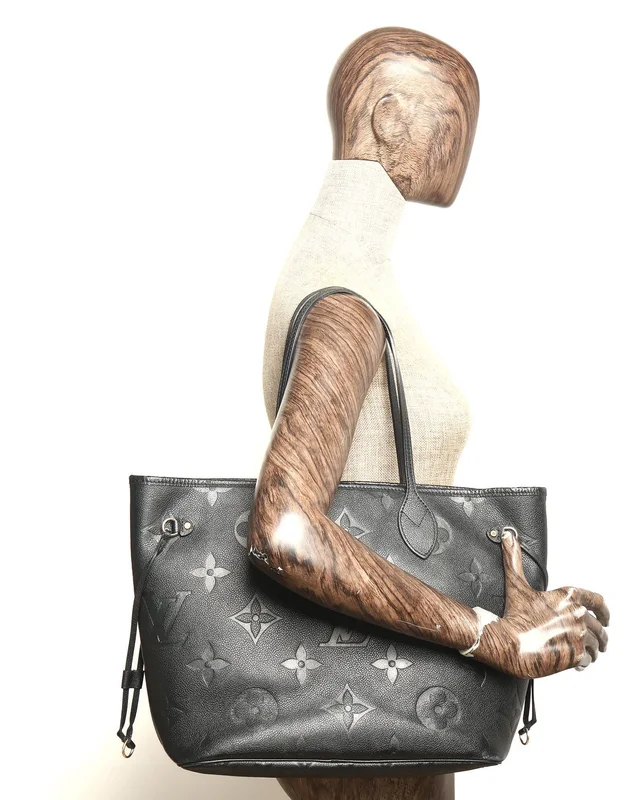 Louis Vuitton Empreinte Neverfull MM Tote Bag in Leather from A Retro Tale, photo 9 of 9