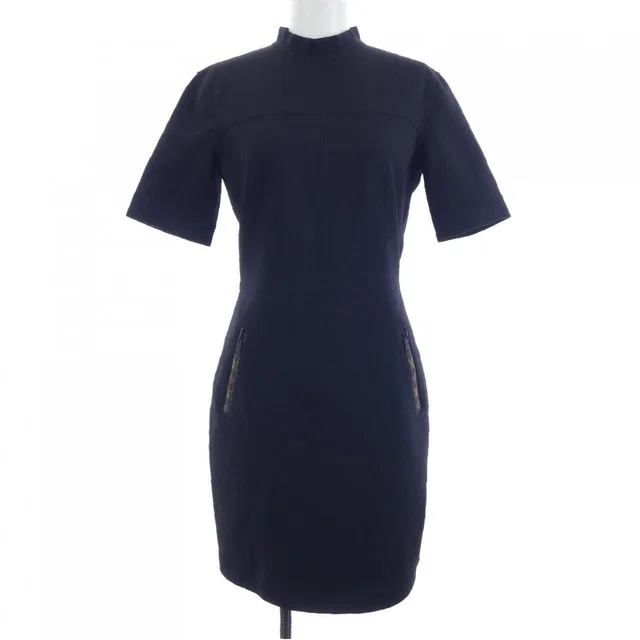 Louis Vuitton Fjdr 25 Nhy Dress from The Reluxe