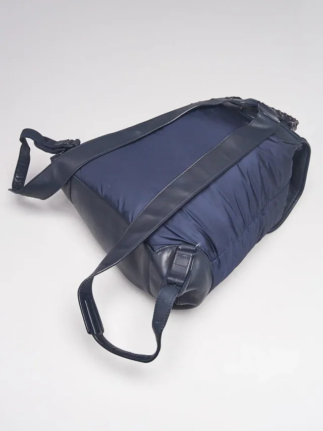 Balenciaga Navy Blue Nylon/Leather Classic Traveller Backpack Bag in Navy Nylon from Yoogis, photo 4 of 11