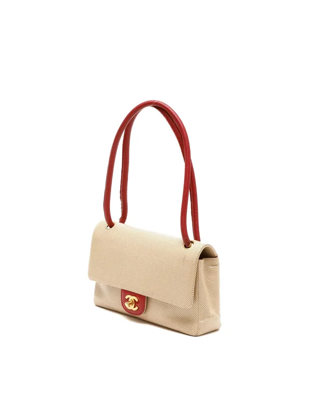 Chanel CC Perforated Single Flap Bag in Leather from A Retro Tale, photo 2 of 10