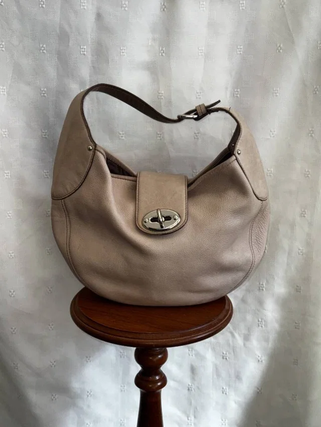 Mulberry Soho Leather Bag in Beige Leather from Oxfam Online Shop