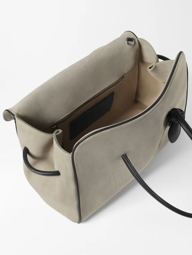 Jacquemus The Turismo made in Italy soft shopper bag., photo 6 of 6 from SENSER