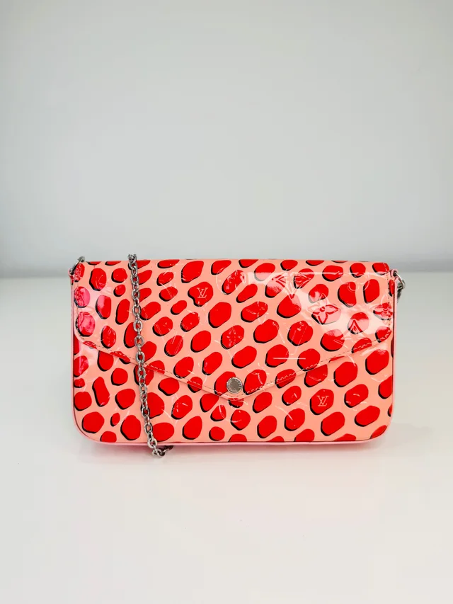 Louis Vuitton Patent Leather Felicie Pochette in Patent leather from Edit Second Hand