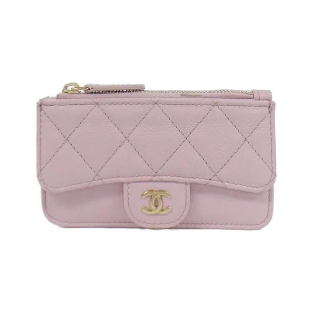 Chanel handbags, wallets & cases in Leather from The Brand Collector