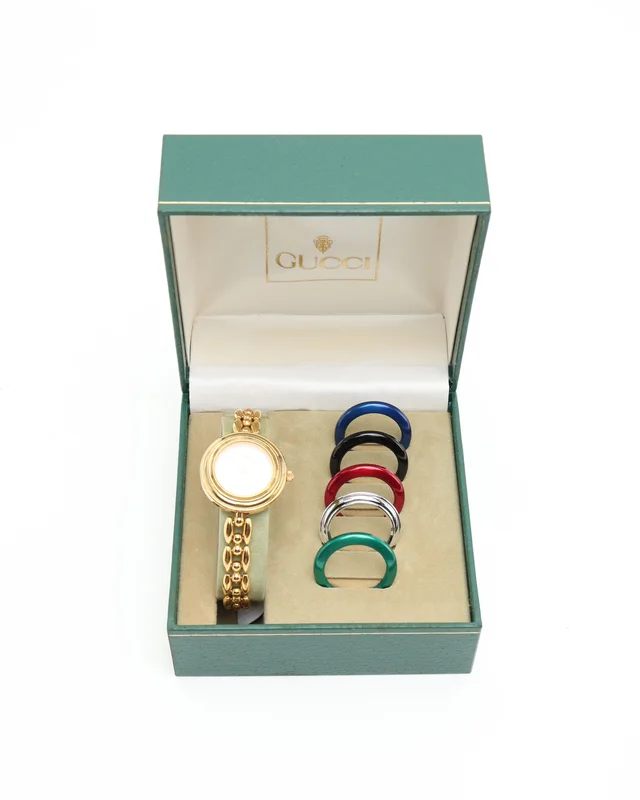 Gucci Change Bezel 26mm Watch from A Retro Tale, photo 2 of 8