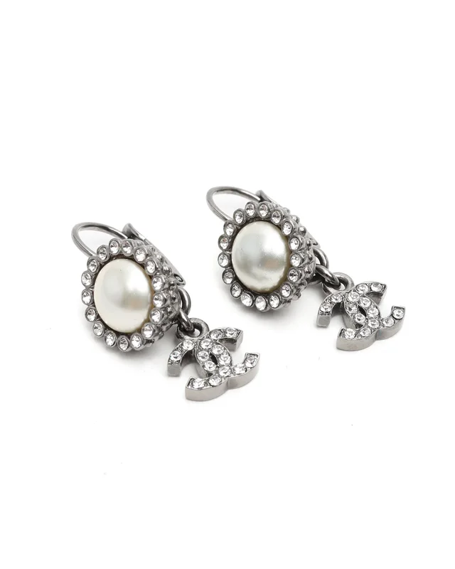 Chanel Coco Mark Pearl Rhinestone Clip-on Earrings from A Retro Tale, photo 2 of 2