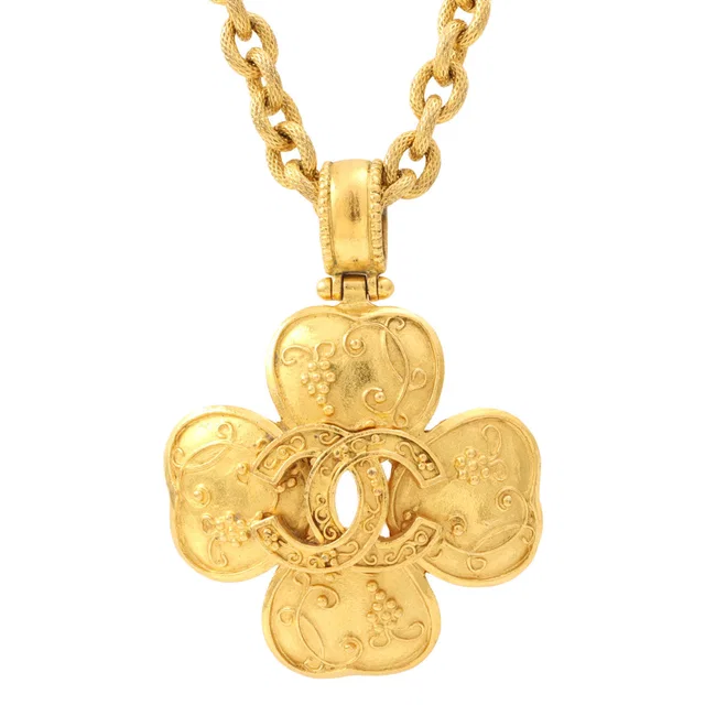 Chanel 1996 CC Mark Clover Motif Necklace, Gold in Gold from VINTAGE QOO TOKYO