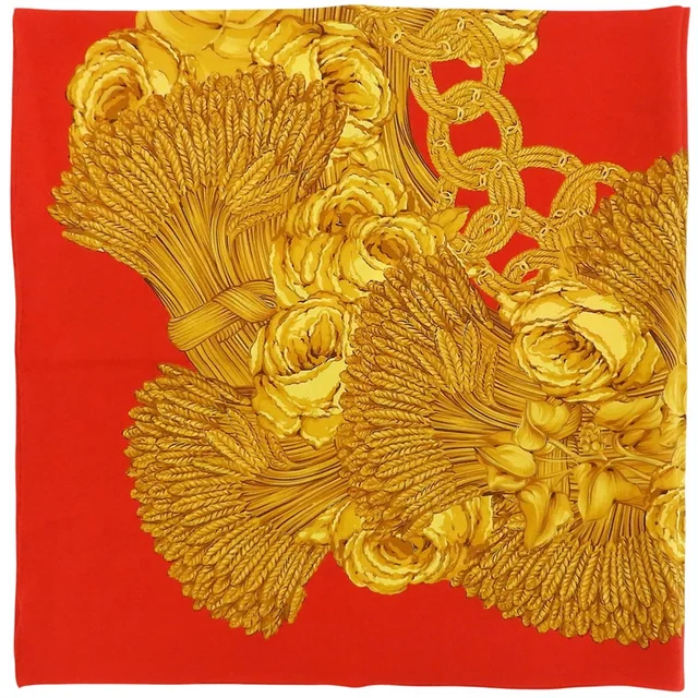 Chanel Chain Camellia Pattern Scarf Red in Red Silk from VINTAGE QOO TOKYO, photo 2 of 10