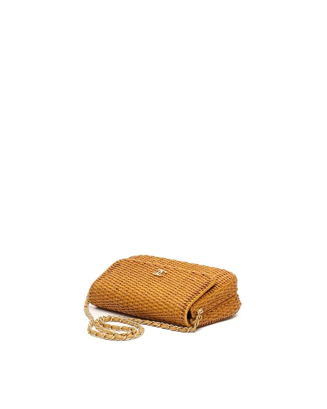 Chanel CC 2001s Timeless Picnic Wicker Flap Bag in Raffia from A Retro Tale, photo 4 of 11