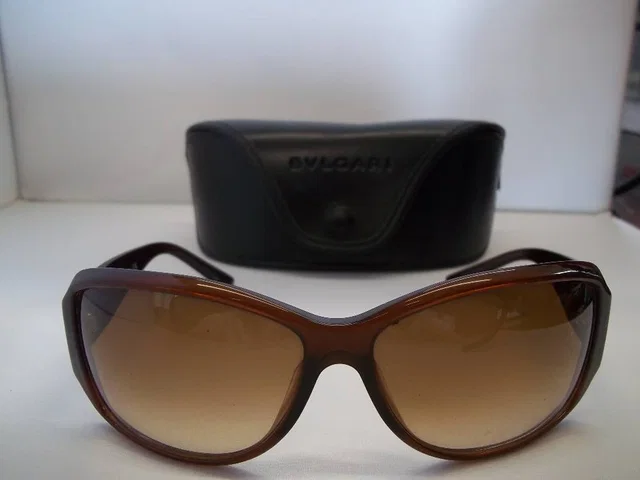 Bvlgari Sunglasses 8004-b 825/13 64014 120 Brown with rhinestones in Brown from Oxfam Online Shop