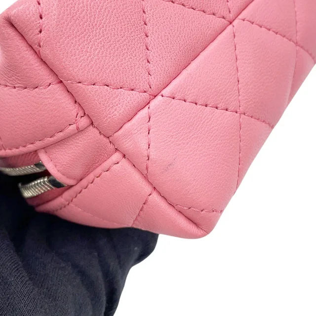 Chanel Matelasse Pouch PinkA48985 Lambskin in Lambskin from GALLERY RARE, photo 7 of 15