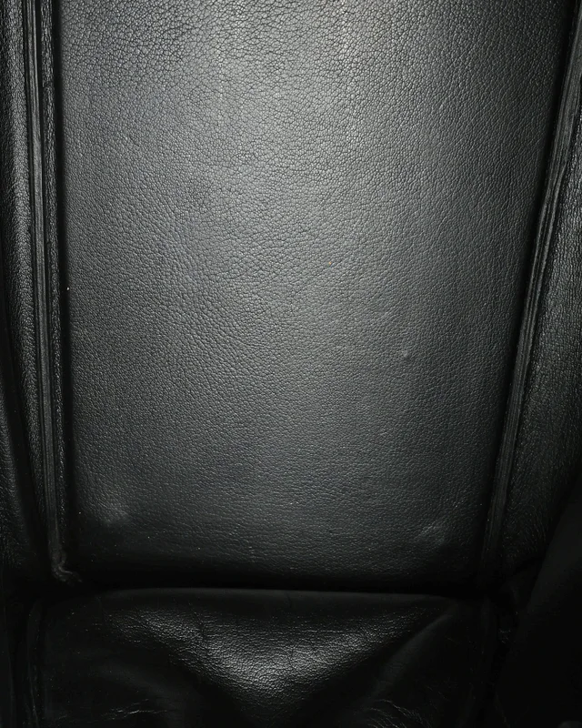 Hermès Birkin 40 Ardennes Bag in Leather from A Retro Tale, photo 11 of 12