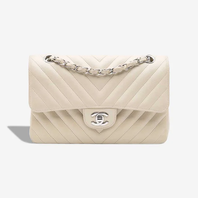 Chanel Timeless Chevron Small Lamb White in White Lambskin from SACLÀB, photo 2 of 2