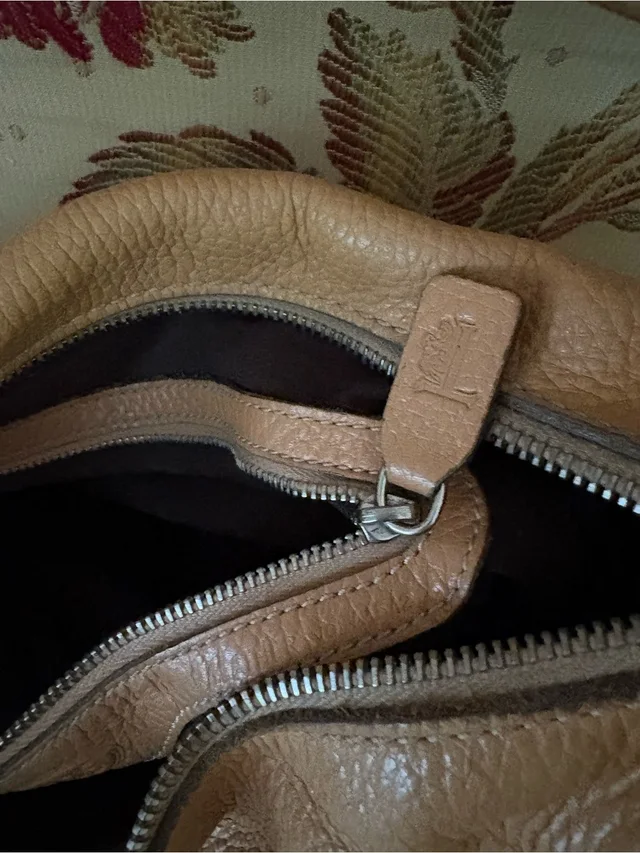 Tod's Beige Leather Shoulder Bag - Women's Everyday Hobo in brown|neutral Leather from Poshmark, photo 11 of 13