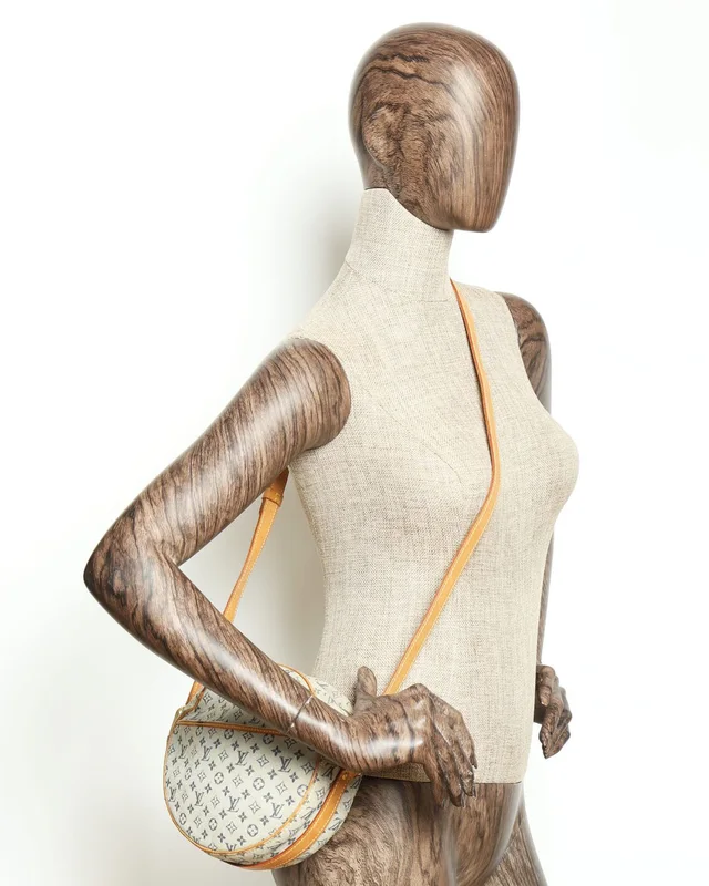 Louis Vuitton Jeanne GM Bag in Canvas from A Retro Tale, photo 10 of 10