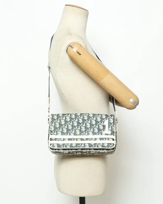 Dior Diorissimo Shoulder Bag in Canvas from A Retro Tale, photo 7 of 10