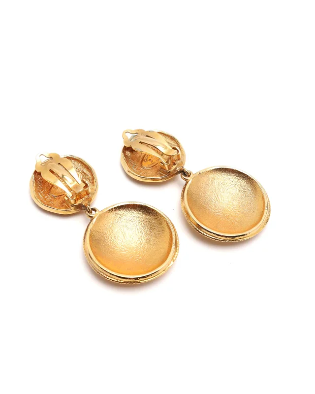 Chanel Vintage Clip-on Earrings in Silk from A Retro Tale, photo 4 of 4