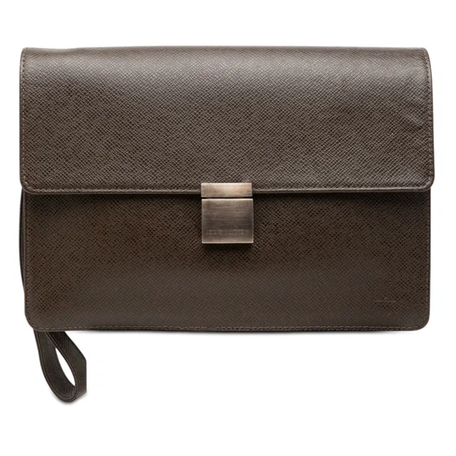 Brown Louis Vuitton Taiga Selenga Clutch Bag in Brown Leather from Designer Revival
