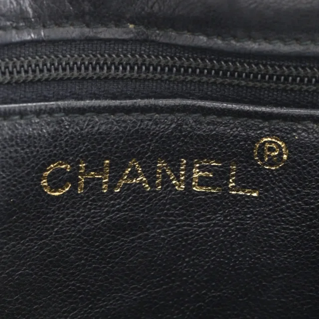 Chanel Matelasse Lambskin Shoulder Bag in Black Lambskin from LuxUness, photo 18 of 20