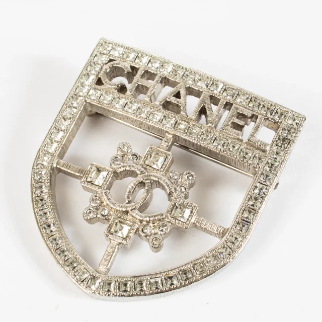 Chanel Shield Crystal Brooch 16V from Labellov, photo 2 of 4