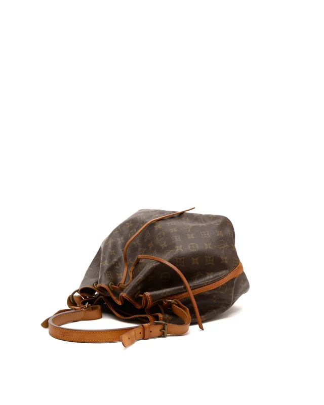 Louis Vuitton Monogram Petit Noé Bag in Coated canvas from A Retro Tale, photo 4 of 11