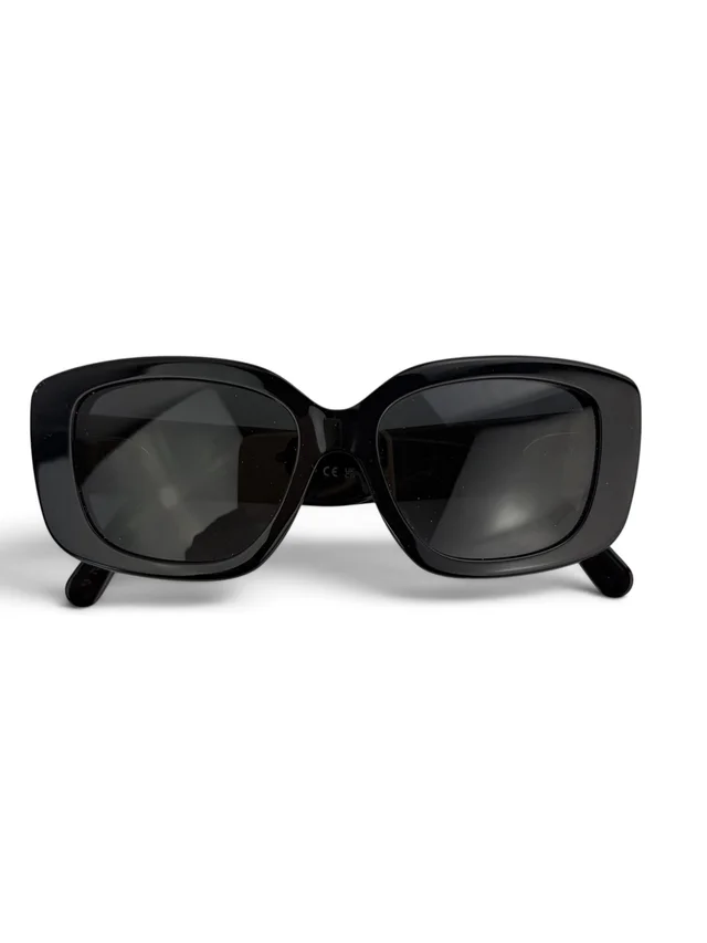 Louis Vuitton Black Narrow Sunglasses W/ Case from Season 2 Consign