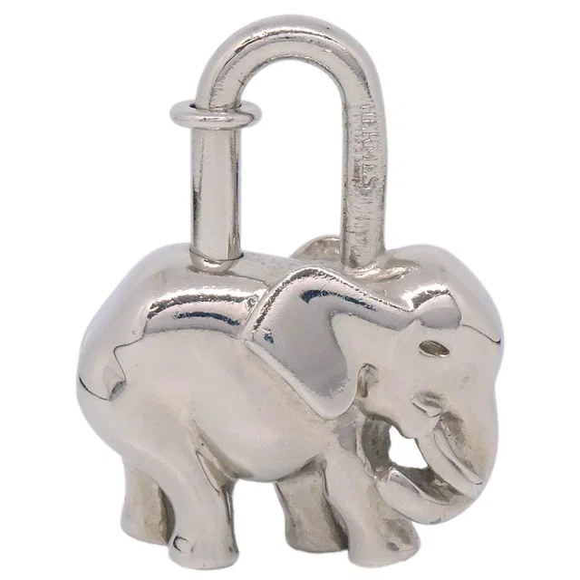 Hermès 1988 Elephant Cadena Silver Small Good in Silver from AMORE Vintage Tokyo