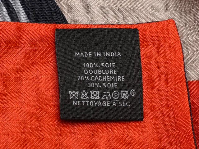 Hermès Exceptional Suite et Poursuite Cashmere Silk Embroidered Giant Scarf 140cm in Silk from Ann's Fabulous Finds, photo 5 of 7