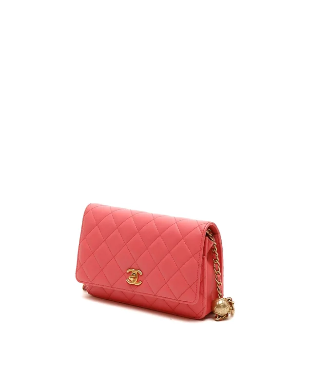 Chanel Classic Wallet On Chain Bag in Leather from A Retro Tale, photo 2 of 9