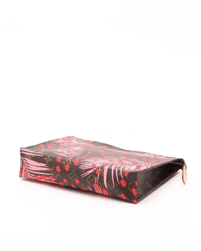 Louis Vuitton Monogram Jungle Dot Toiletry Pouch 25 in Coated canvas from A Retro Tale, photo 4 of 8