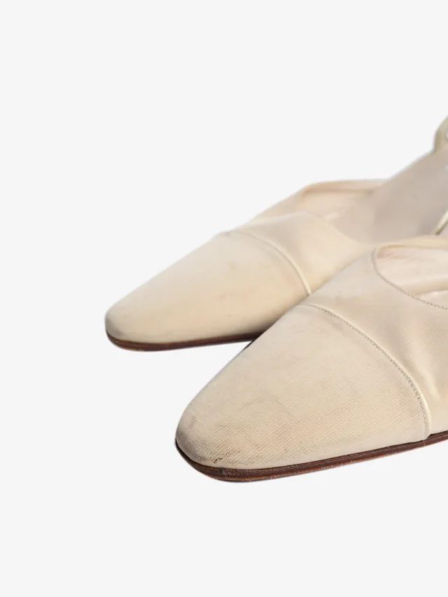 Chanel Beige slingback heels - size EU 38.5 (UK 5. ) in Beige from Sign of the Times, photo 3 of 5