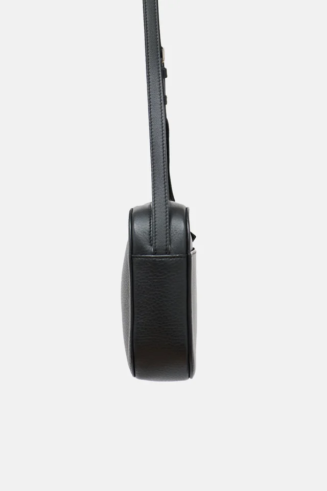 Balenciaga Leather Camera Logo Bag in Leather from VSP Consignment, photo 2 of 2