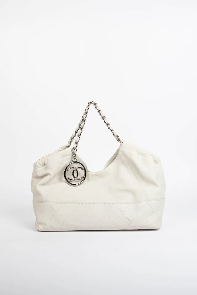 2000s Chanel White Calfskin Leather Coco Cabas Tote Bag in White Calfskin from Break Archive
