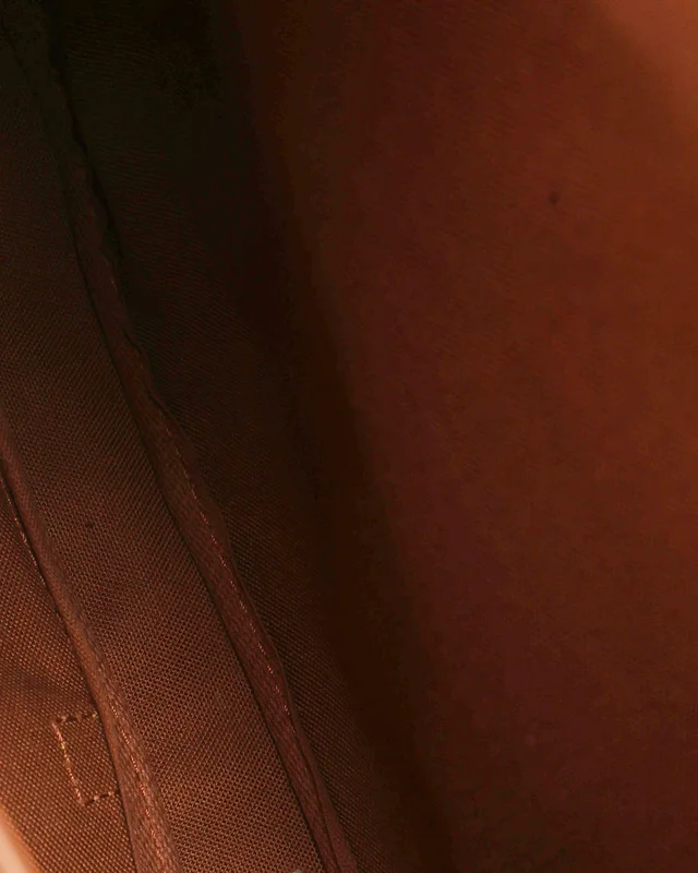Louis Vuitton Monogram Saumur 30 Bag in Coated canvas from A Retro Tale, photo 9 of 10