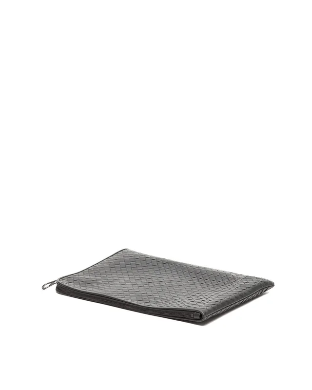 Bottega Veneta Intrecciato Laptop Case, size 15-Inch in Woven leather from A Retro Tale, photo 4 of 9