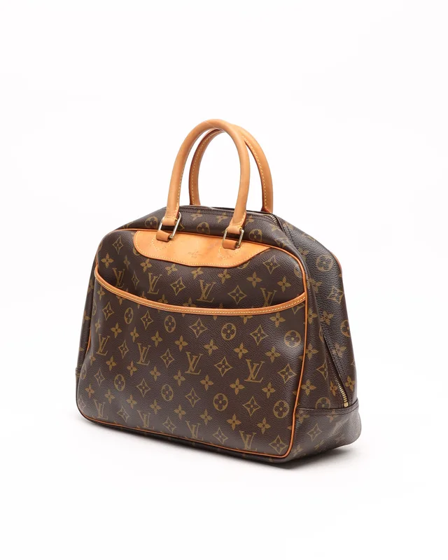 Louis Vuitton Monogram Deauville Bag in Coated canvas from A Retro Tale, photo 2 of 14