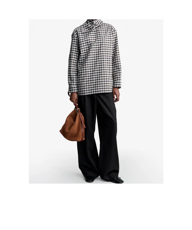 A.P.C. Vera Zippered Shoulder Bag, photo 3 of 5 from SENSER