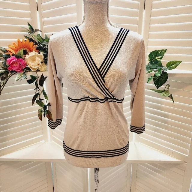 Maxmara Black/Cream Magila V Neck Sweater Size Large in black from Poshmark