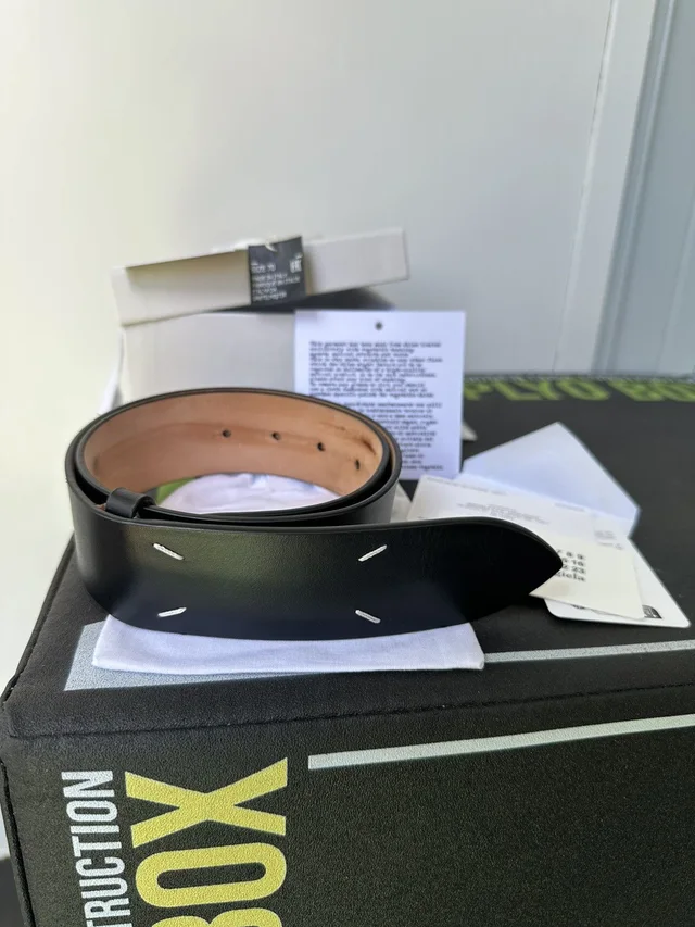 Maison Margiela Four Stitches Belt in black from Grailed
