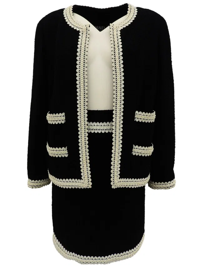 Chanel 1994 Tweed Collarless Setup #38 Black/White in Black Tweed from VINTAGE QOO TOKYO