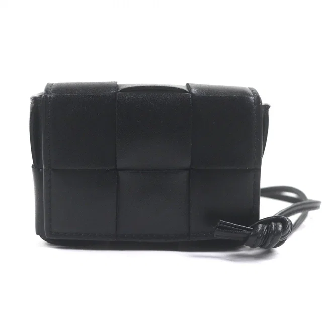 Bottega Veneta Maxi Intrecciato Cassette Leather Shoulder Bag in Woven leather from LuxUness
