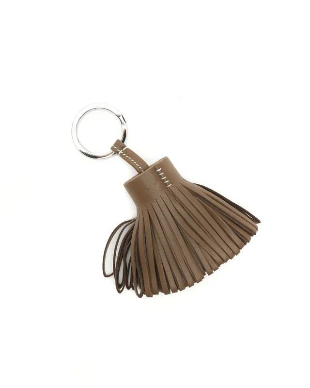 Hermès Carmen Keyring in Leather from A Retro Tale, photo 2 of 4