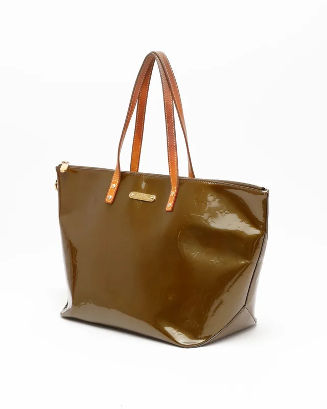 Louis Vuitton Vernis Bellevue GM Bag in Patent leather from A Retro Tale, photo 2 of 14