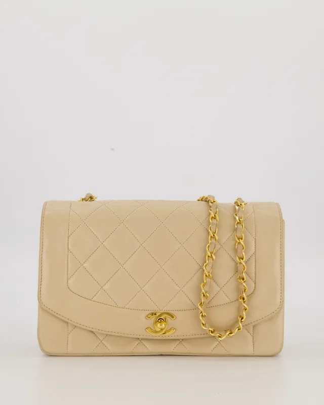 Chanel Vintage Medium Diana Flap Bag in White Lambskin from Sellier